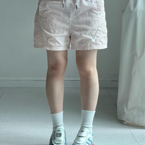 나이키 연핑크 숏팬츠