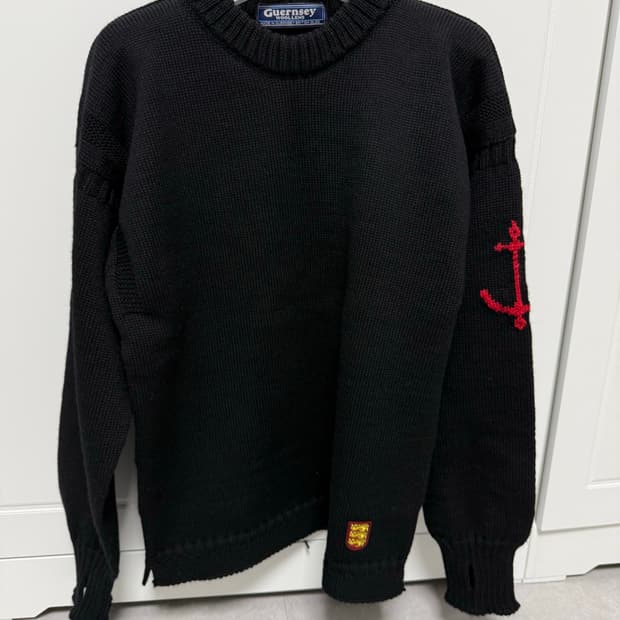 건지울른스 니트