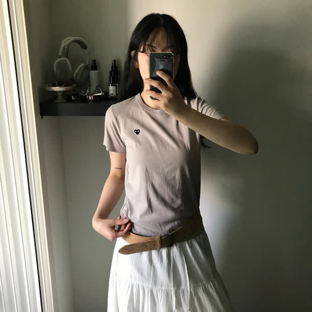 꼼데가르송 블랙미니와펜 베이지 반팔티 