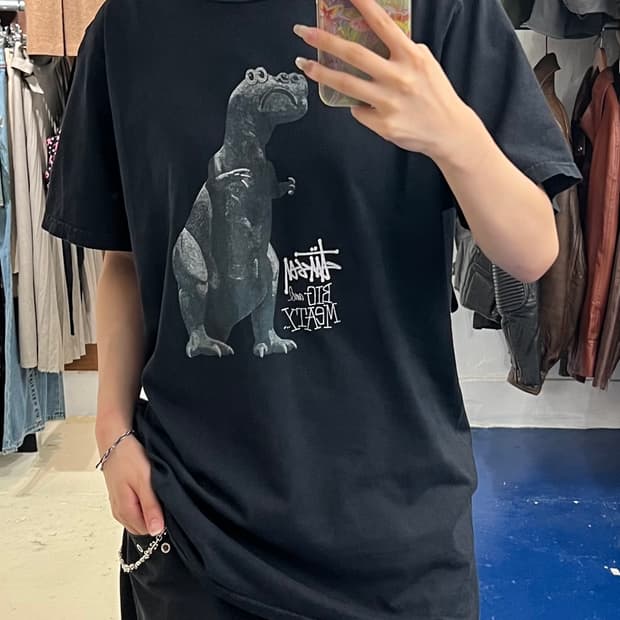 Stussy 스투시 티라노사우르스 반팔티