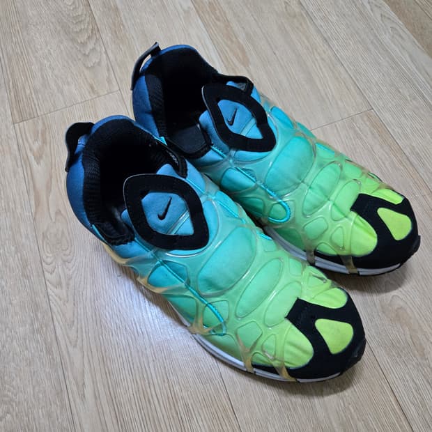 나이키 에어 쿠키니 레몬 베놈 275