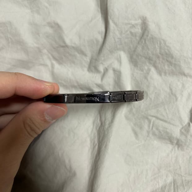 노미네이션 팔찌