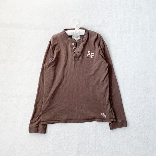 아베크롬비 초코브라운 ♥ 루즈핏 롱슬리브