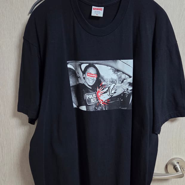 슈프림 안티히어로 반팔 XL