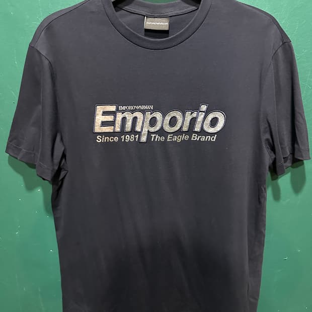 엠포리오 알마니 반팔티 XL