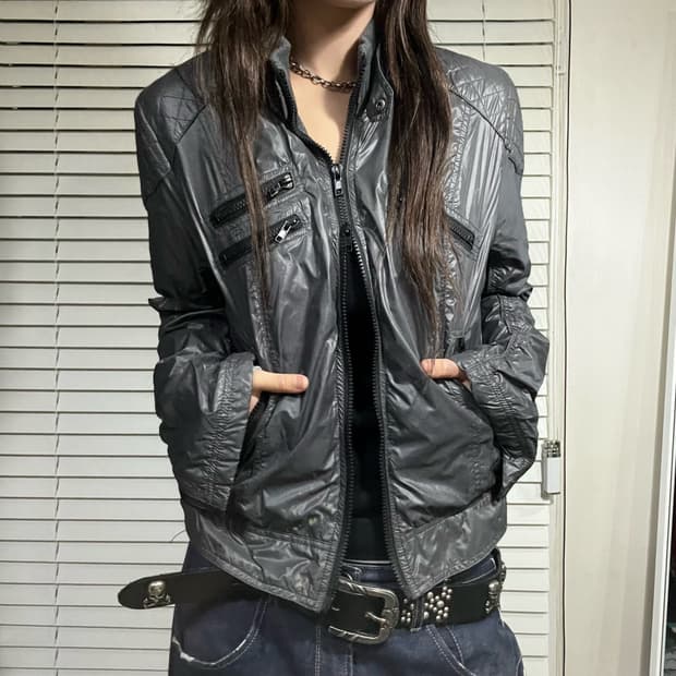 차콜 퀼팅 바이커 자켓