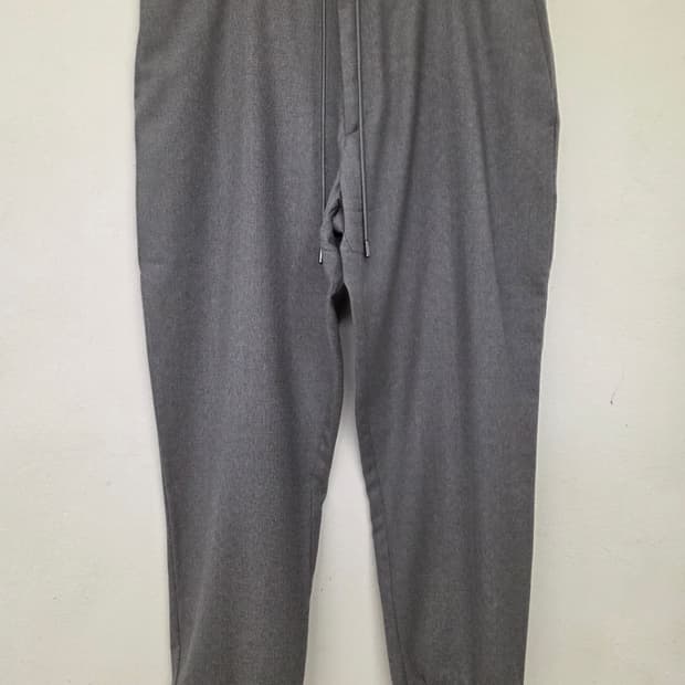 HUGO BOSS 남성 그레이 팬츠 50/34R