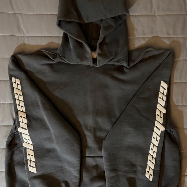 칼라바사스 자수후드