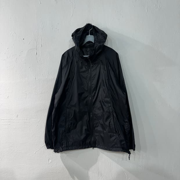 무신사스탠다드 슈퍼밴트 바람막이 M