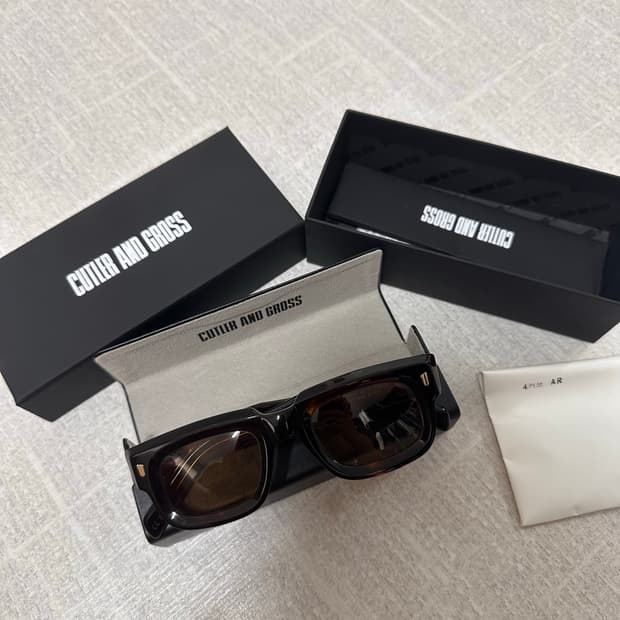 커틀러앤그로스[cutler and gross]9325