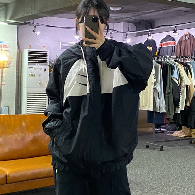 나이키 더블 스우시 바람막이 후드 자켓 B5450