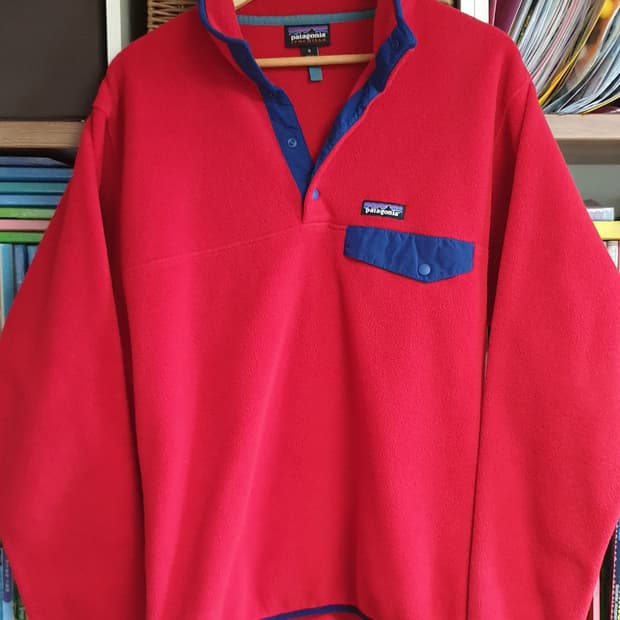 파타고니아 신칠라 스냅티 풀오버 레드 w네이비 M