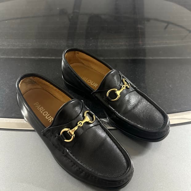 팔러(PARLOUR) 홀스빗로퍼 39.5