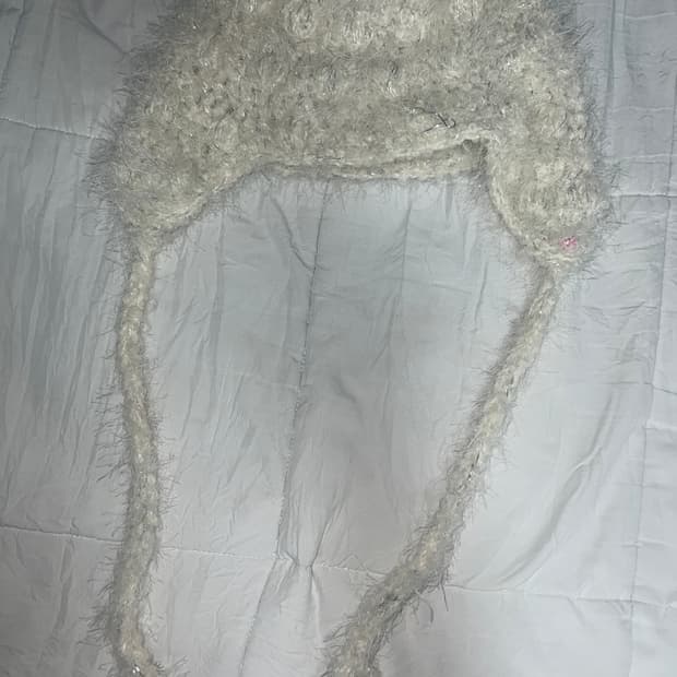 FRUTA white snow pompom beanie 비니