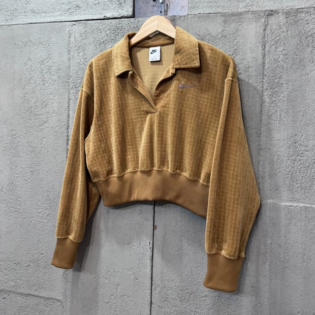 나이키 우먼스 벨루어 폴로 크롭 셔츠 (S)  