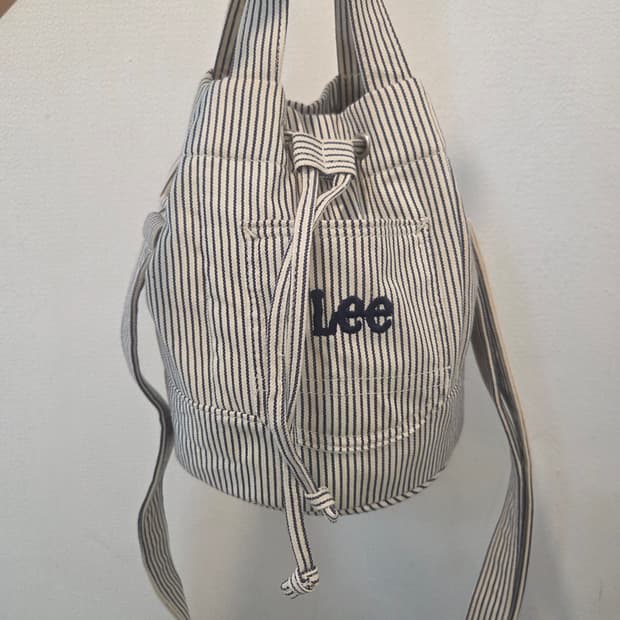 Lee 버킷백 