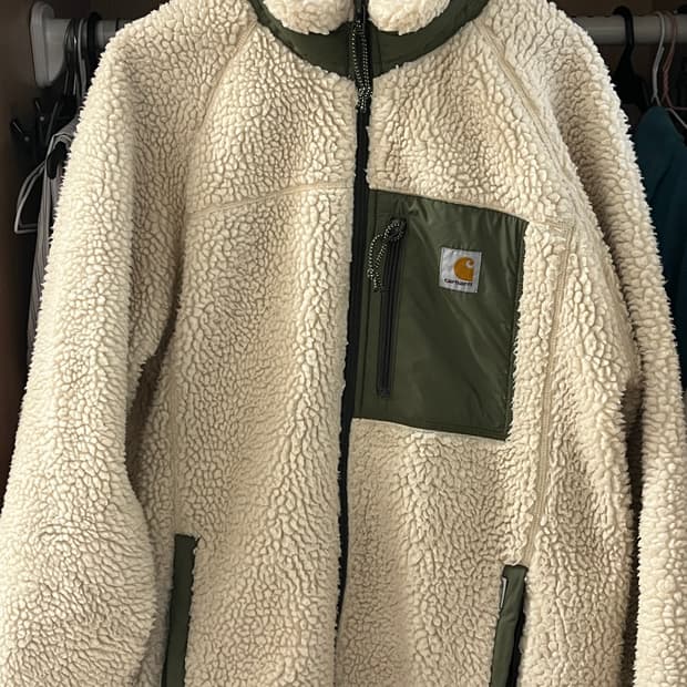 칼하트 wip 뽀글이 후리스 M