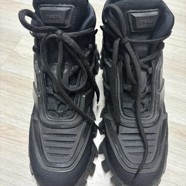 프라다 클라우드버스트 썬더 스니커즈 (38)