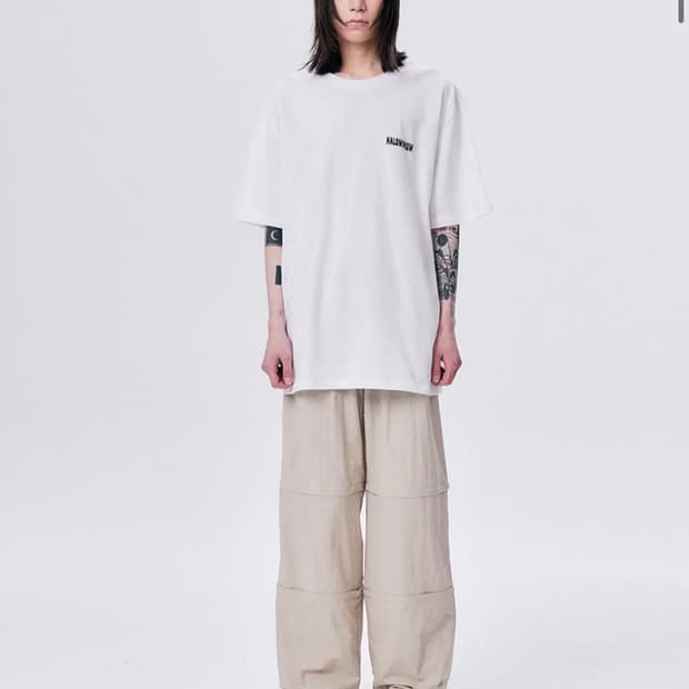 할로미늄 웨이브 백 요크 오버사이즈 티