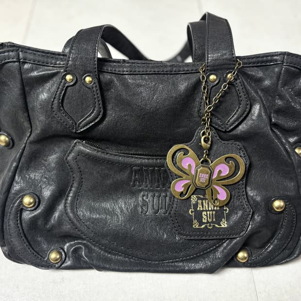 레어) 안나수이 블랙 나비 키링 숄더백 페어리 오리엔탈 가방