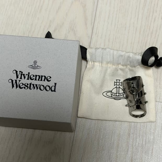 비비안웨스트우드 아머링