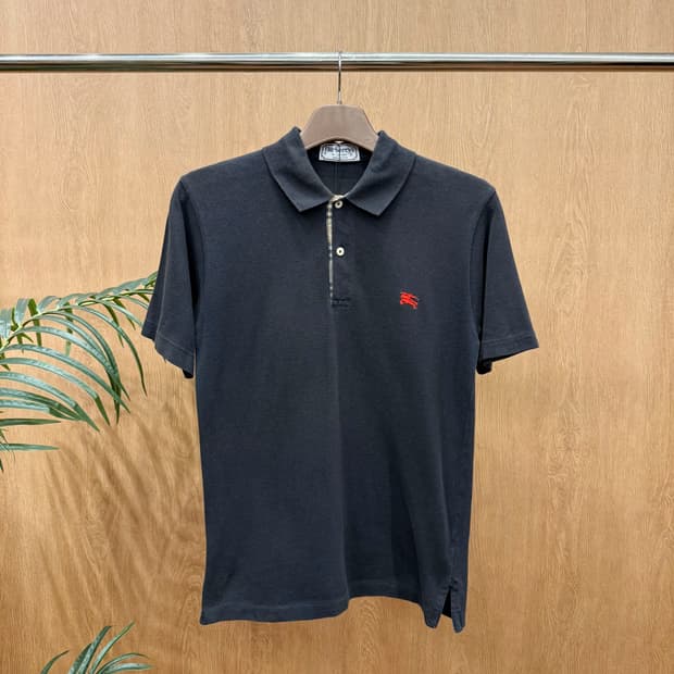 버버리 카라 반팔 피케 티셔츠 자수 로고 디테일 기본핏 블랙