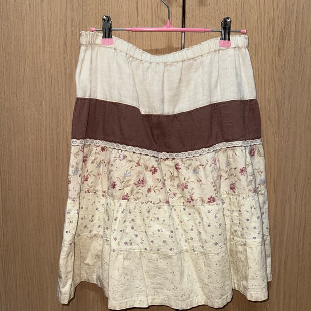 모리깔 빈티지 패치워크 플라워 레이스 미디 스커트