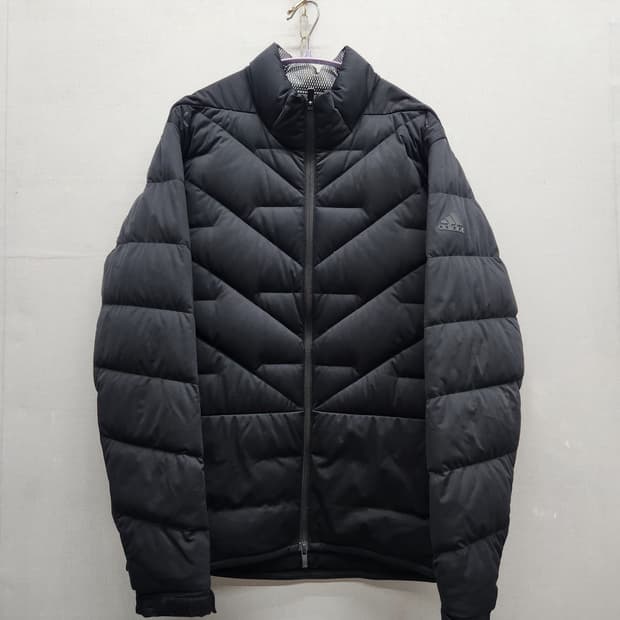 아디다스 로고 와펜 구스다운 경량패딩 XL(L)