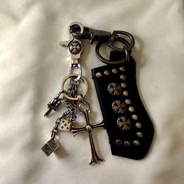 크롬 크로스 포인트 가죽 립밤 키링 카라비너 스트릿 무드 새상품