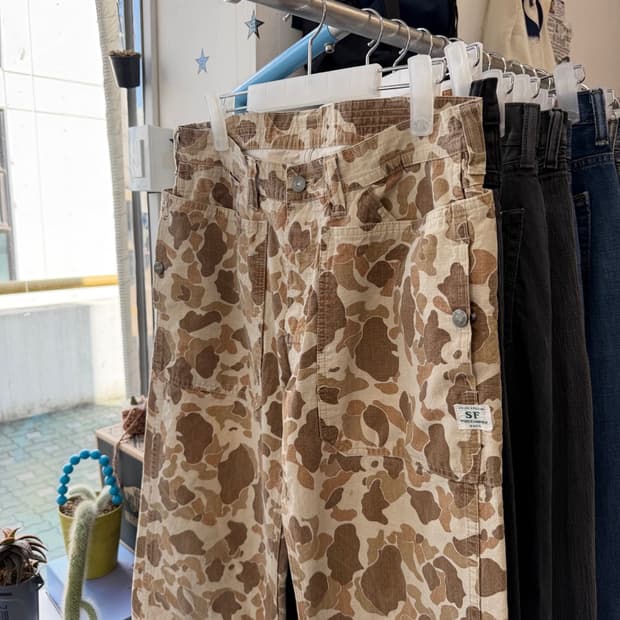 Sassafras fall leaf gardener pants