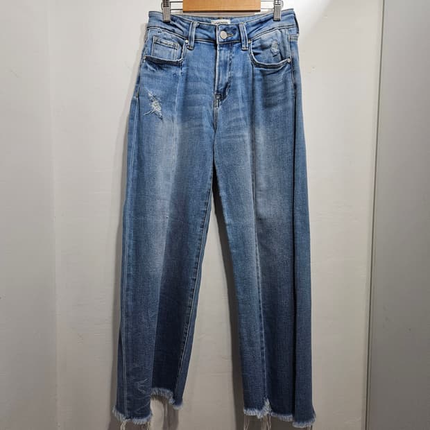 미국 Insane Gene 브랜드의 데미지 컷팅진