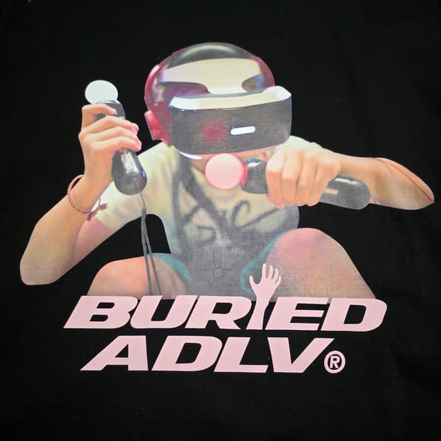 2) 아크메드라비 반팔티