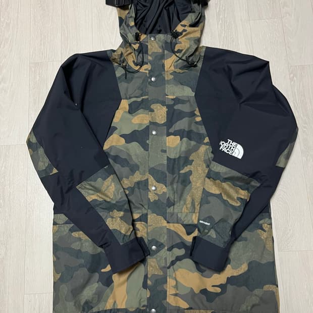 노스페이스 1994 레트로 마운틴 자켓 카모 L