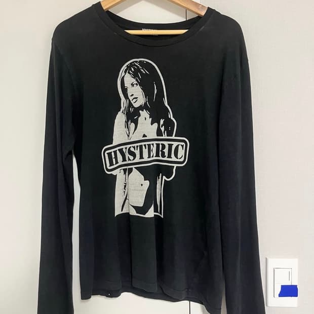 히스테릭 글래머 롱 슬리브