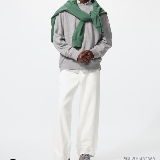 (새상품) 유니클로 배기진 오프화이트 30