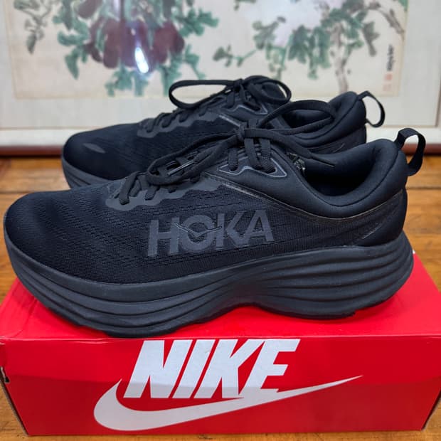 호카 본디8 블랙 와이드 275 깨끗해요.