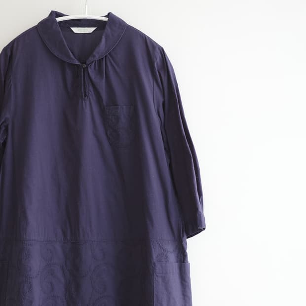 persodea 둥근카라 네이비 다수 셔츠