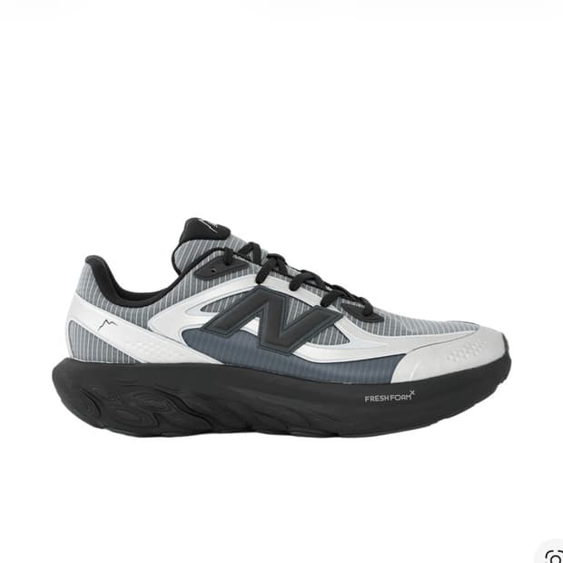 뉴발란스 x 케일 콜라보 300 새상품