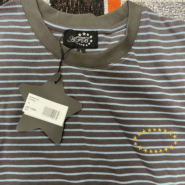 AFB 스트라이프 반팔티 새상품