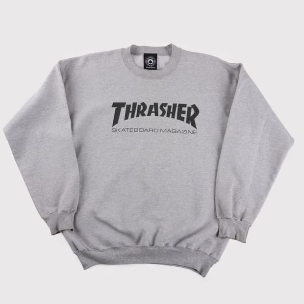 [M] 트래셔 빅로고 스웻셔츠