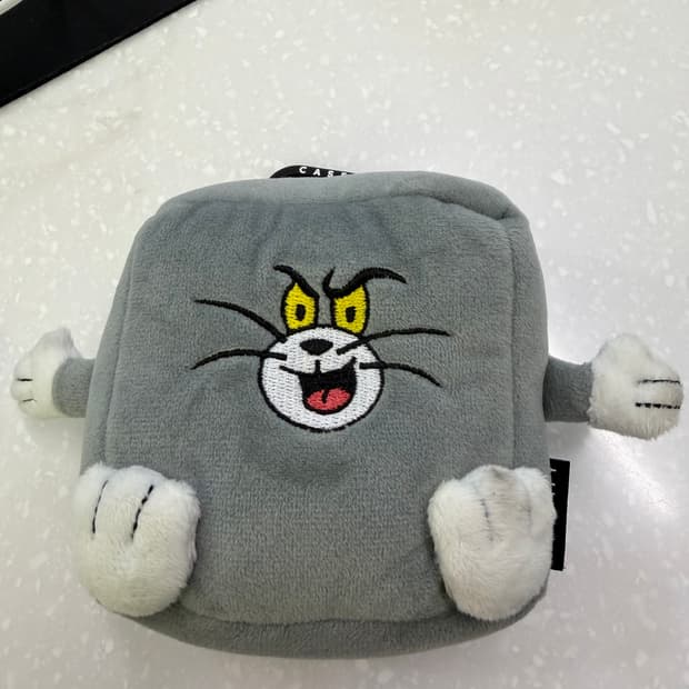 케이스티파이 톰과제리 콜라보 에어팟 백