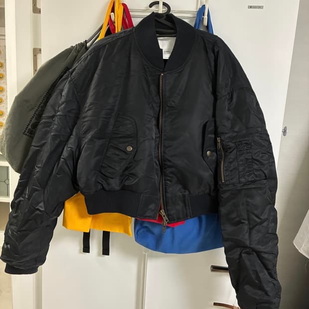 에스이오 봄버자켓 판매합니다