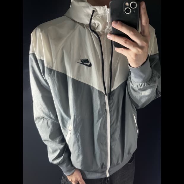 NIKE 나이키 윈드러너 바람막이