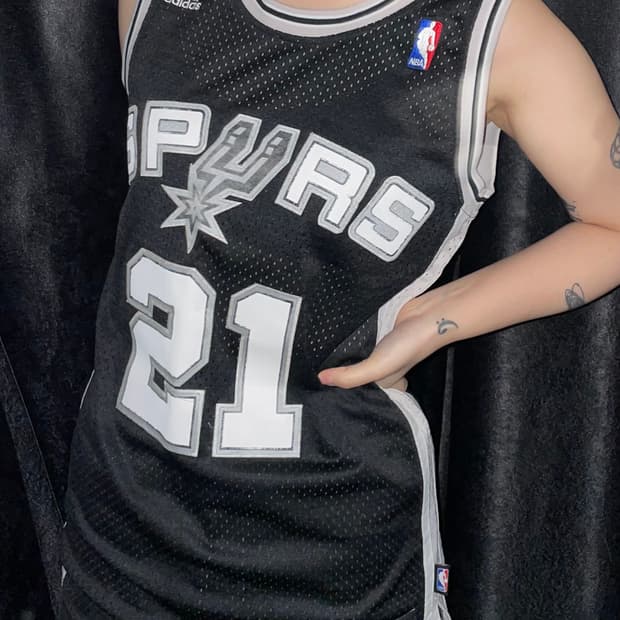 아디다스 스퍼스 21번 농구 유니폼