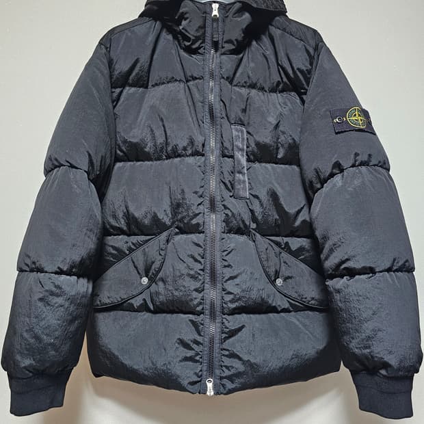 스톤아일랜드 나일론 메탈 다운 패딩