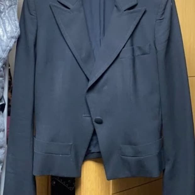 [직거래] 발렌시아가 파리스 숏 자켓 40(단추수선감안)