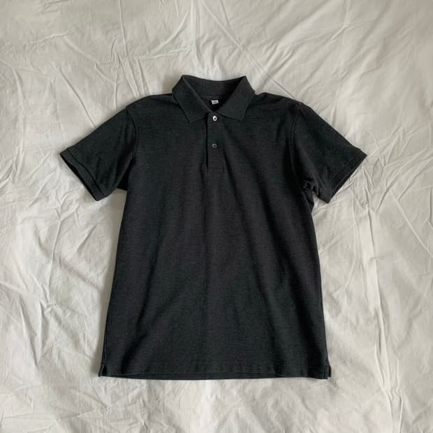 UNIQLO 차콜 카라티