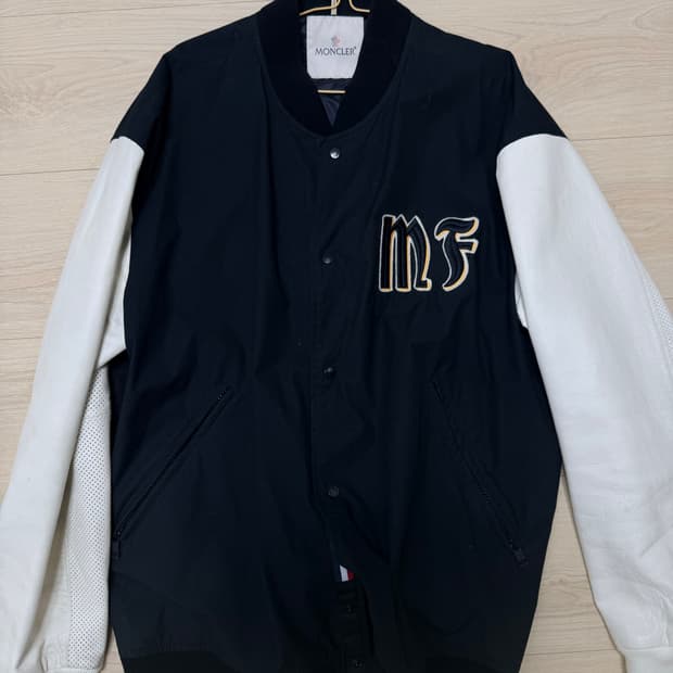 몽클레어 X 프라그먼트 월드투어 2019 바시티 - 5사이즈