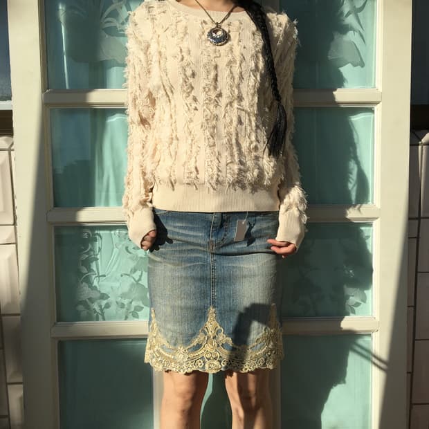 Fluffy point knit