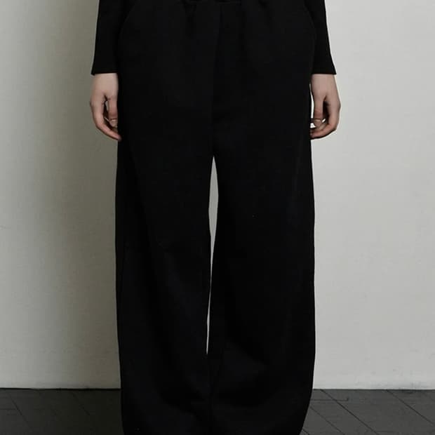 시너진 플레인 베이직 스웻팬츠 블랙 S